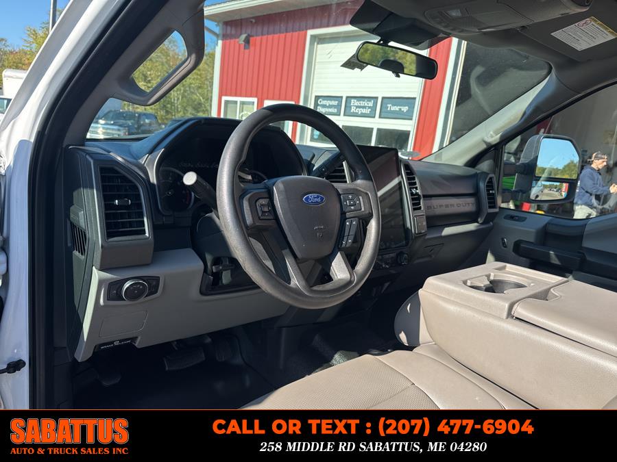 2020 Ford Super Duty F-350 SRW XL 4WD Crew Cab 8'' Box, available for sale in Sabattus, Maine | Sabattus Auto and Truck Sales Inc. Sabattus, Maine 2020 Ford Super Duty F-350 SRW XL 4WD Crew Cab 8'' Box, available for sale in Sabattus, Maine | Sabattus Auto and Truck Sales Inc. Sabattus, Maine