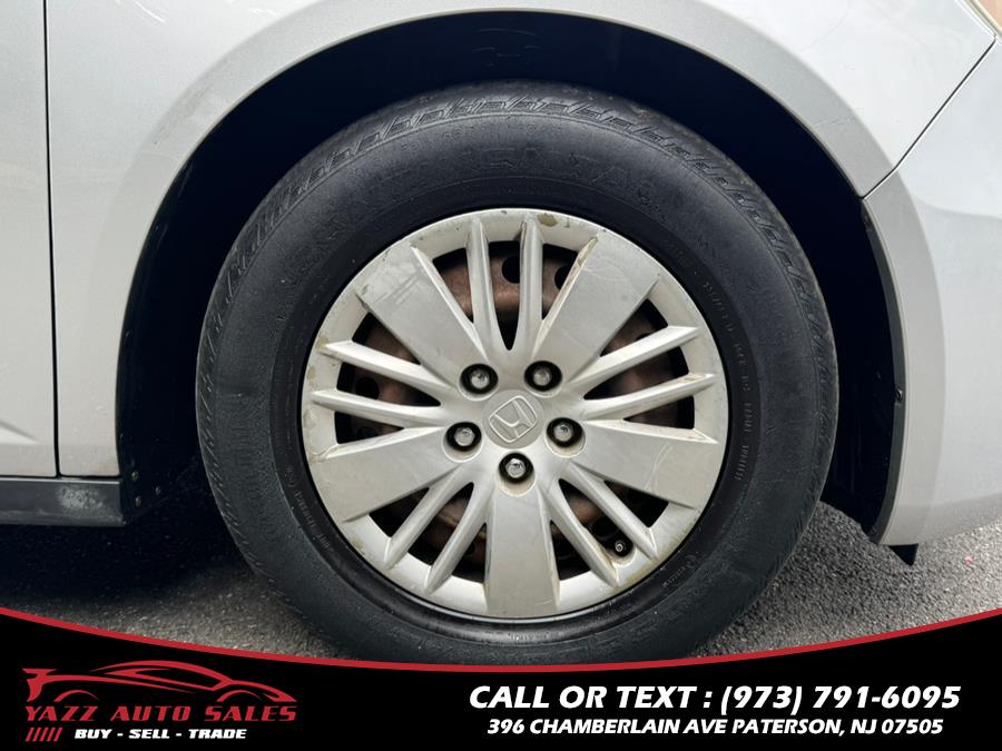 2014 Honda Odyssey 5dr LX, available for sale in Paterson, New Jersey | Yazz Auto Sales. Paterson, New Jersey 2014 Honda Odyssey 5dr LX, available for sale in Paterson, New Jersey | Yazz Auto Sales. Paterson, New Jersey