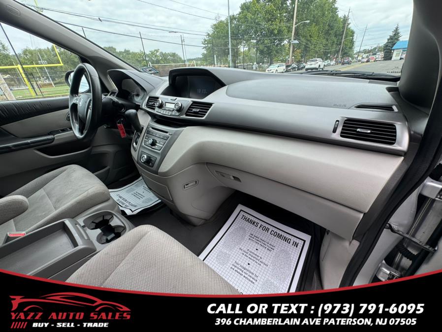 2014 Honda Odyssey 5dr LX, available for sale in Paterson, New Jersey | Yazz Auto Sales. Paterson, New Jersey 2014 Honda Odyssey 5dr LX, available for sale in Paterson, New Jersey | Yazz Auto Sales. Paterson, New Jersey