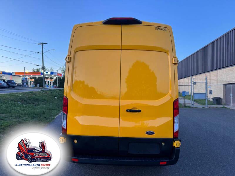 2022 Ford Transit Cargo Van T-250 148" Hi Rf 9070 GVWR RWD, available for sale in Meriden, Connecticut | Sandra Auto Broker LLC. Meriden, Connecticut 2022 Ford Transit Cargo Van T-250 148" Hi Rf 9070 GVWR RWD, available for sale in Meriden, Connecticut | Sandra Auto Broker LLC. Meriden, Connecticut