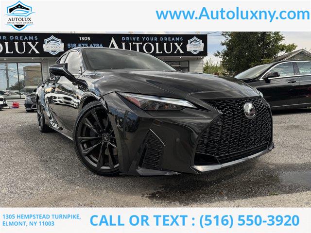 2023 Lexus IS 350 F SPORT photo 2