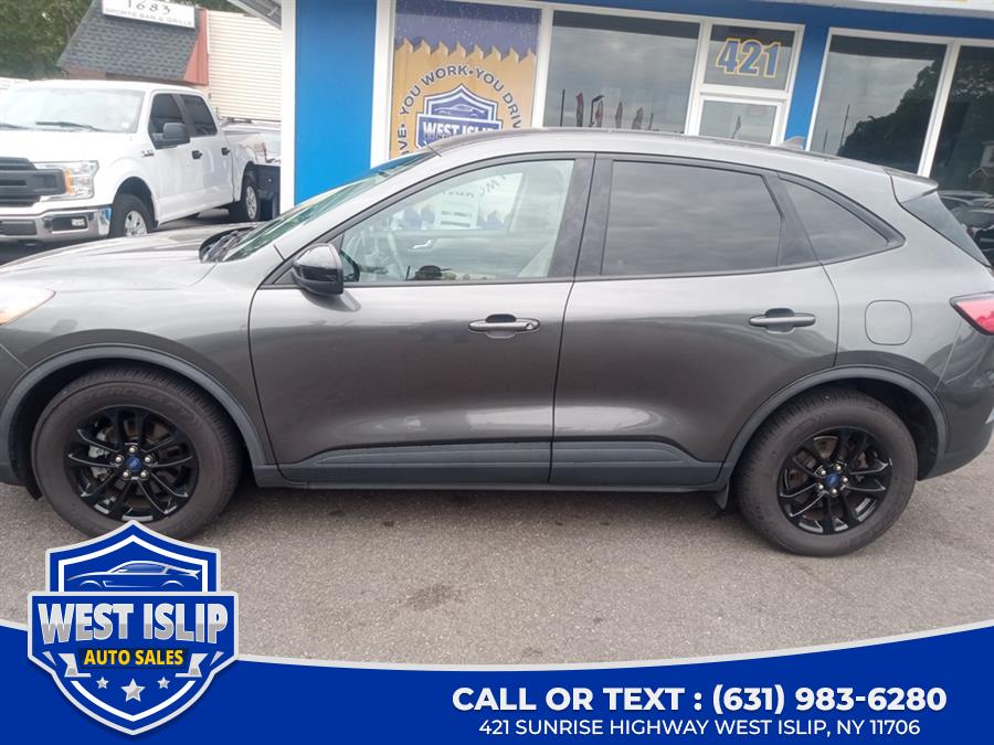 2020 Ford Escape SE Sport Hybrid FWD, available for sale in West Islip, New York | West Islip Auto Sales. West Islip, New York 2020 Ford Escape SE Sport Hybrid FWD, available for sale in West Islip, New York | West Islip Auto Sales. West Islip, New York