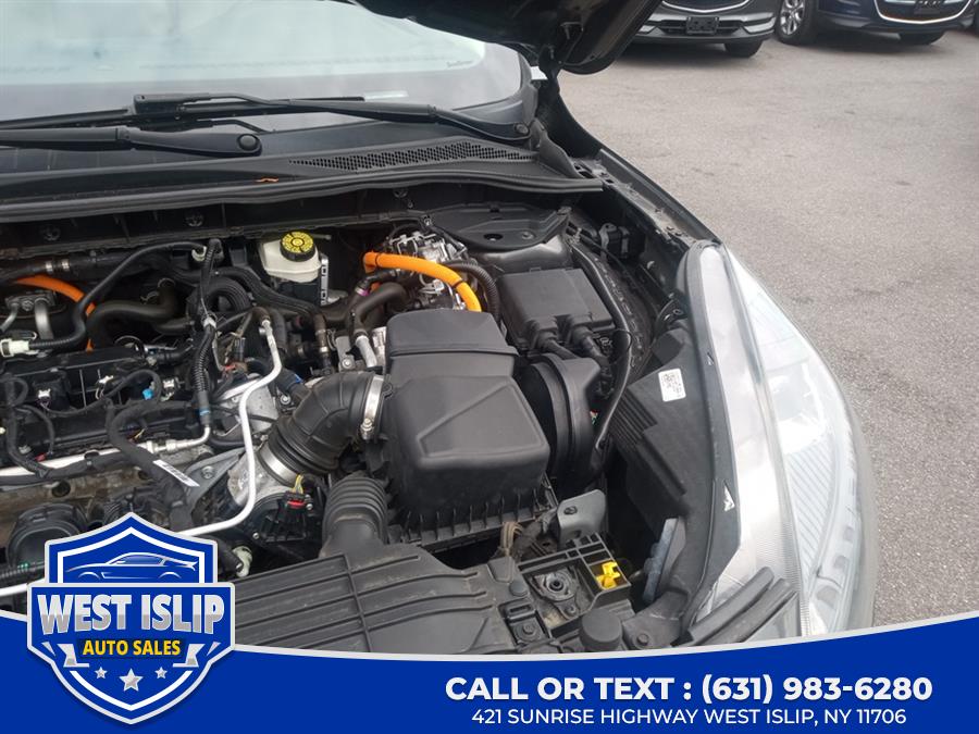 2020 Ford Escape SE Sport Hybrid FWD, available for sale in West Islip, New York | West Islip Auto Sales. West Islip, New York 2020 Ford Escape SE Sport Hybrid FWD, available for sale in West Islip, New York | West Islip Auto Sales. West Islip, New York