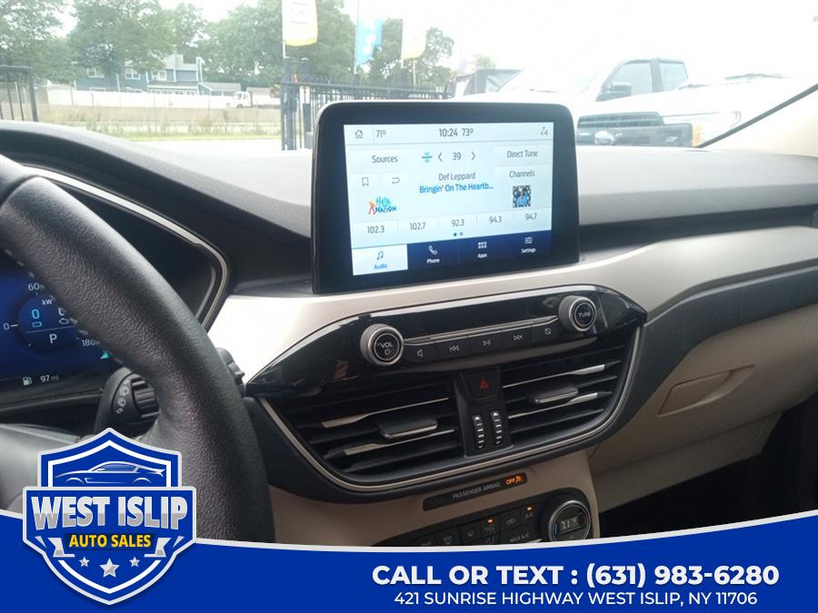 2020 Ford Escape SE Sport Hybrid FWD, available for sale in West Islip, New York | West Islip Auto Sales. West Islip, New York 2020 Ford Escape SE Sport Hybrid FWD, available for sale in West Islip, New York | West Islip Auto Sales. West Islip, New York