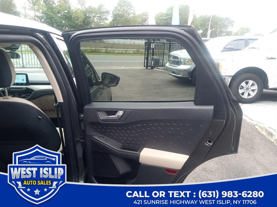 2020 Ford Escape SE Sport Hybrid FWD, available for sale in West Islip, New York | West Islip Auto Sales. West Islip, New York 2020 Ford Escape SE Sport Hybrid FWD, available for sale in West Islip, New York | West Islip Auto Sales. West Islip, New York