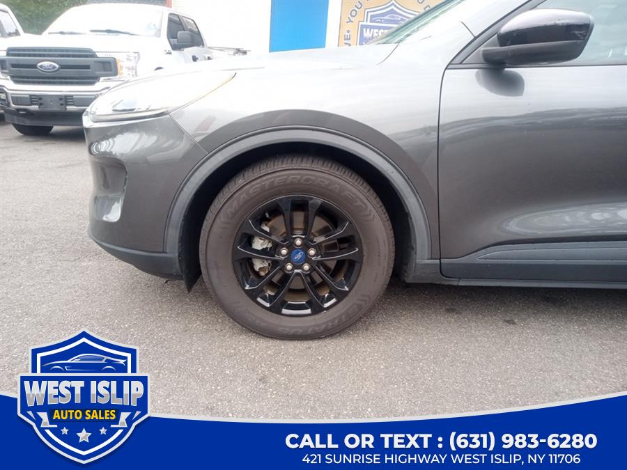 2020 Ford Escape SE Sport Hybrid FWD, available for sale in West Islip, New York | West Islip Auto Sales. West Islip, New York 2020 Ford Escape SE Sport Hybrid FWD, available for sale in West Islip, New York | West Islip Auto Sales. West Islip, New York