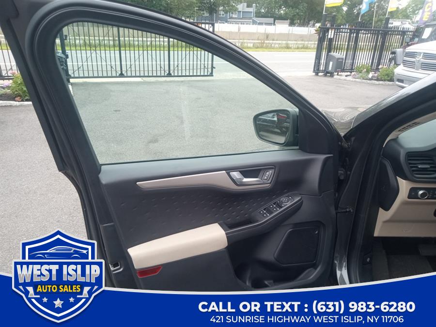 2020 Ford Escape SE Sport Hybrid FWD, available for sale in West Islip, New York | West Islip Auto Sales. West Islip, New York 2020 Ford Escape SE Sport Hybrid FWD, available for sale in West Islip, New York | West Islip Auto Sales. West Islip, New York