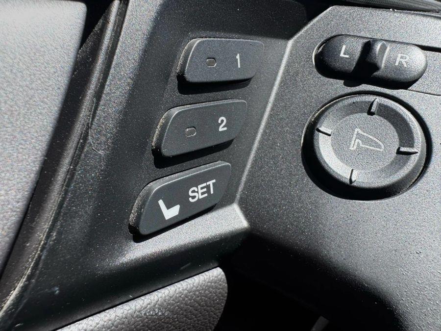 2010 Acura Tl Sedan 4D, available for sale in Santa Ana, California | K&T Motor LLC. Santa Ana, California 2010 Acura Tl Sedan 4D, available for sale in Santa Ana, California | K&T Motor LLC. Santa Ana, California