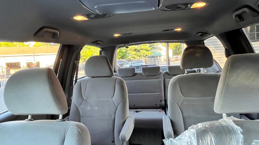 2009 Honda Odyssey 5dr LX, available for sale in Springfield, Massachusetts | Jordan Auto Sales Inc. Springfield, Massachusetts 2009 Honda Odyssey 5dr LX, available for sale in Springfield, Massachusetts | Jordan Auto Sales Inc. Springfield, Massachusetts