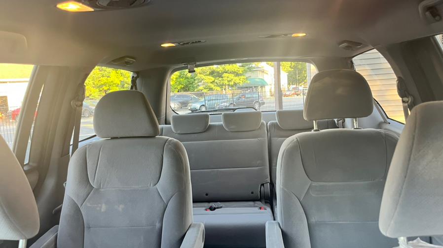 2009 Honda Odyssey 5dr LX, available for sale in Springfield, Massachusetts | Jordan Auto Sales Inc. Springfield, Massachusetts 2009 Honda Odyssey 5dr LX, available for sale in Springfield, Massachusetts | Jordan Auto Sales Inc. Springfield, Massachusetts