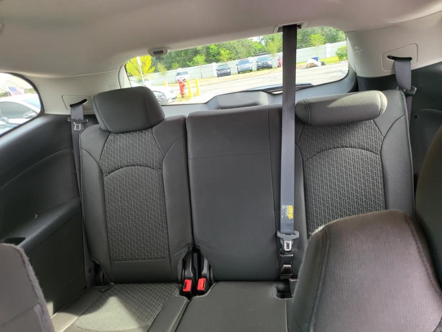 2009 Chevrolet Traverse FWD 4dr LT w/1LT, available for sale in Orlando, Florida | Mickeys Driver Mart. Orlando, Florida 2009 Chevrolet Traverse FWD 4dr LT w/1LT, available for sale in Orlando, Florida | Mickeys Driver Mart. Orlando, Florida