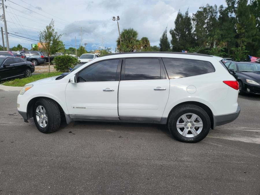 2009 Chevrolet Traverse FWD 4dr LT w/1LT, available for sale in Orlando, Florida | Mickeys Driver Mart. Orlando, Florida 2009 Chevrolet Traverse FWD 4dr LT w/1LT, available for sale in Orlando, Florida | Mickeys Driver Mart. Orlando, Florida