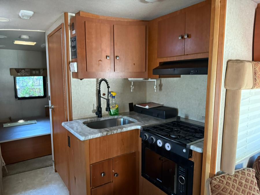 2006 Chevrolet Express RV Winneago 159" WB C7F DRW, available for sale in West Babylon, New York | Best Buy Auto Stop. West Babylon, New York 2006 Chevrolet Express RV Winneago 159" WB C7F DRW, available for sale in West Babylon, New York | Best Buy Auto Stop. West Babylon, New York