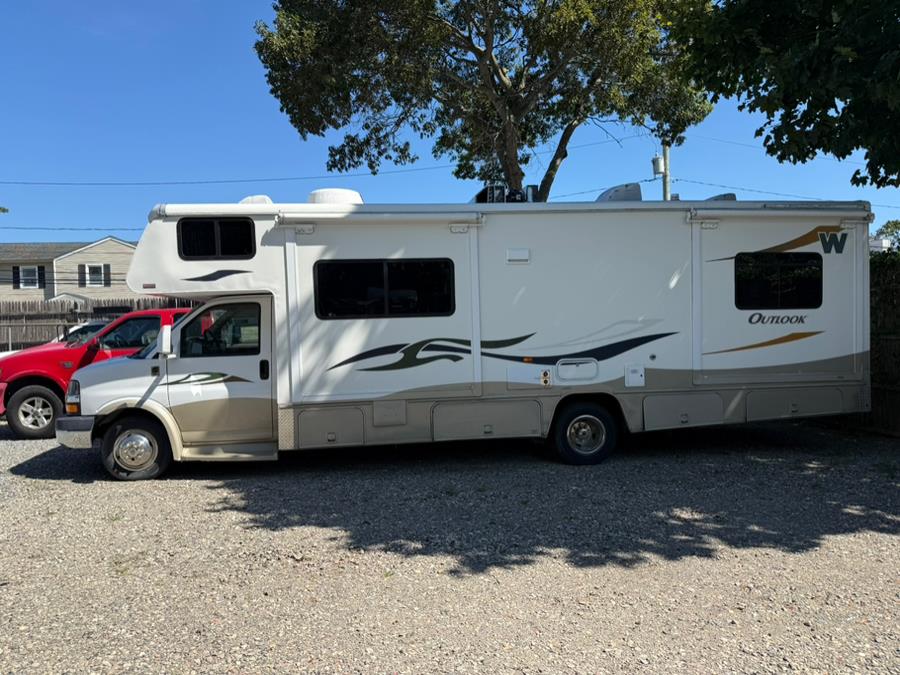 2006 Chevrolet Express RV Winneago 159" WB C7F DRW, available for sale in West Babylon, New York | Best Buy Auto Stop. West Babylon, New York 2006 Chevrolet Express RV Winneago 159" WB C7F DRW, available for sale in West Babylon, New York | Best Buy Auto Stop. West Babylon, New York