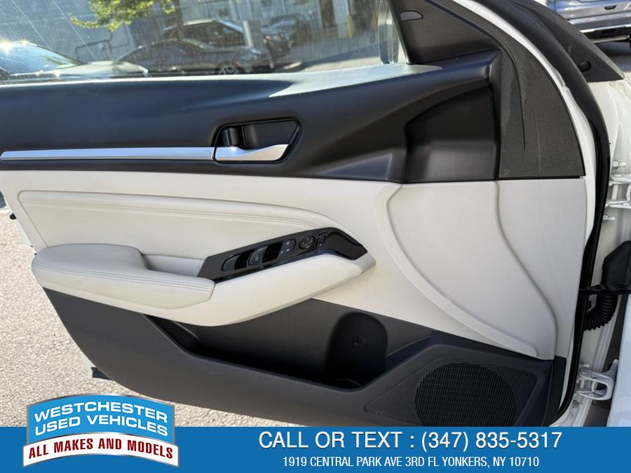 2022 Nissan Altima 2.5 SL, available for sale in Yonkers, New York | Apex Westchester Used Vehicles. Yonkers, New York 2022 Nissan Altima 2.5 SL, available for sale in Yonkers, New York | Apex Westchester Used Vehicles. Yonkers, New York