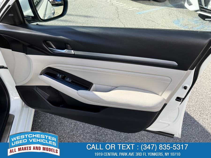 2022 Nissan Altima 2.5 SL, available for sale in Yonkers, New York | Apex Westchester Used Vehicles. Yonkers, New York 2022 Nissan Altima 2.5 SL, available for sale in Yonkers, New York | Apex Westchester Used Vehicles. Yonkers, New York