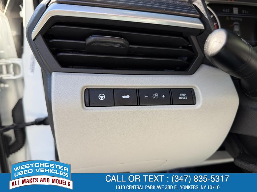 2022 Nissan Altima 2.5 SL, available for sale in Yonkers, New York | Apex Westchester Used Vehicles. Yonkers, New York 2022 Nissan Altima 2.5 SL, available for sale in Yonkers, New York | Apex Westchester Used Vehicles. Yonkers, New York