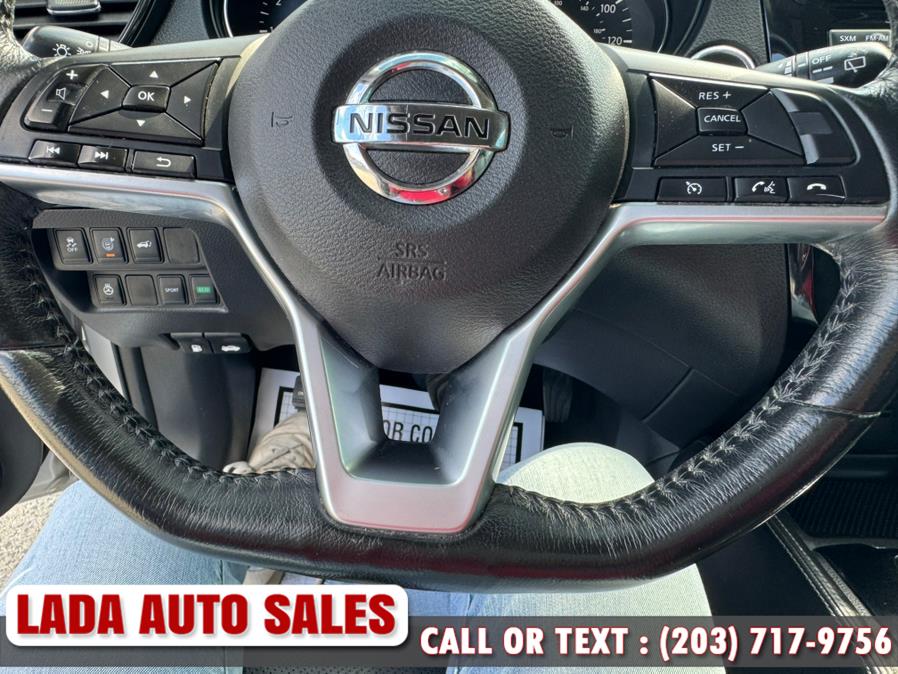 2017 Nissan Rogue 2017.5 FWD SL, available for sale in Bridgeport, Connecticut | Lada Auto Sales. Bridgeport, Connecticut 2017 Nissan Rogue 2017.5 FWD SL, available for sale in Bridgeport, Connecticut | Lada Auto Sales. Bridgeport, Connecticut