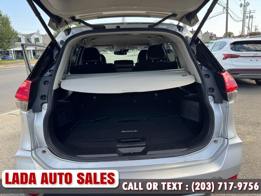 2017 Nissan Rogue 2017.5 FWD SL, available for sale in Bridgeport, Connecticut | Lada Auto Sales. Bridgeport, Connecticut 2017 Nissan Rogue 2017.5 FWD SL, available for sale in Bridgeport, Connecticut | Lada Auto Sales. Bridgeport, Connecticut