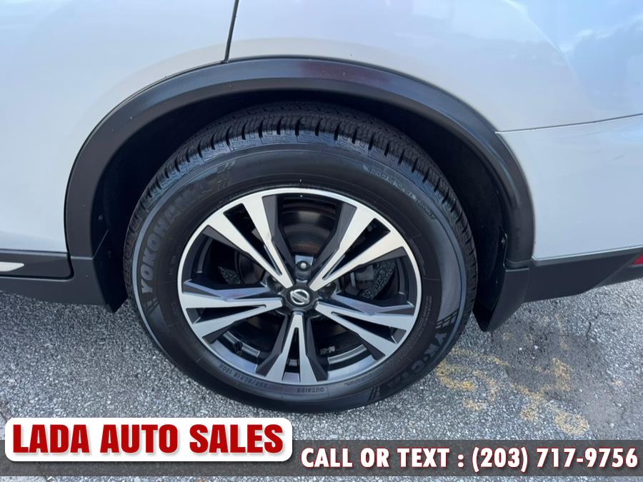 2017 Nissan Rogue 2017.5 FWD SL, available for sale in Bridgeport, Connecticut | Lada Auto Sales. Bridgeport, Connecticut 2017 Nissan Rogue 2017.5 FWD SL, available for sale in Bridgeport, Connecticut | Lada Auto Sales. Bridgeport, Connecticut