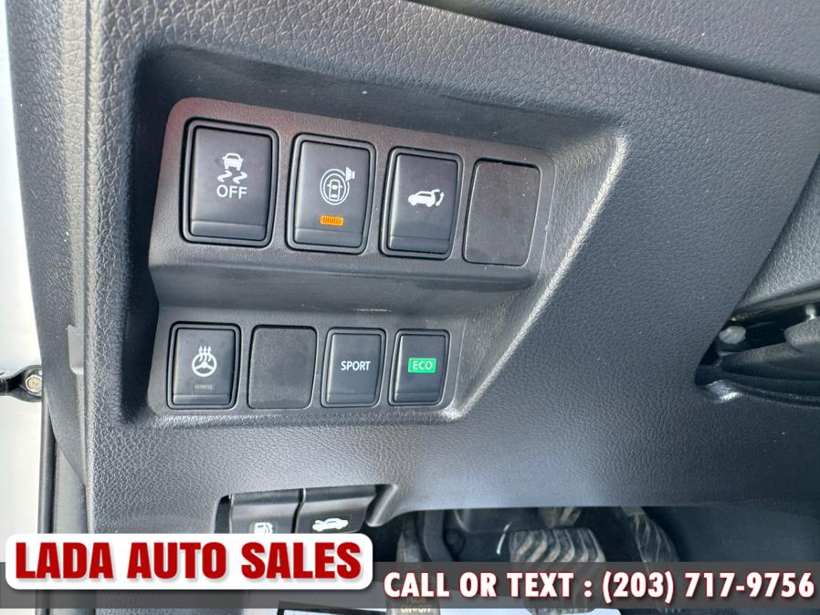 2017 Nissan Rogue 2017.5 FWD SL, available for sale in Bridgeport, Connecticut | Lada Auto Sales. Bridgeport, Connecticut 2017 Nissan Rogue 2017.5 FWD SL, available for sale in Bridgeport, Connecticut | Lada Auto Sales. Bridgeport, Connecticut