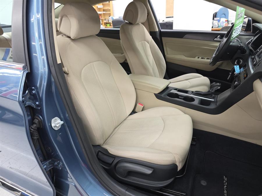 2015 Hyundai Sonata 4dr Sdn 2.4L Limited PZEV, available for sale in West Haven, Connecticut | Auto Fair Inc.. West Haven, Connecticut 2015 Hyundai Sonata 4dr Sdn 2.4L Limited PZEV, available for sale in West Haven, Connecticut | Auto Fair Inc.. West Haven, Connecticut