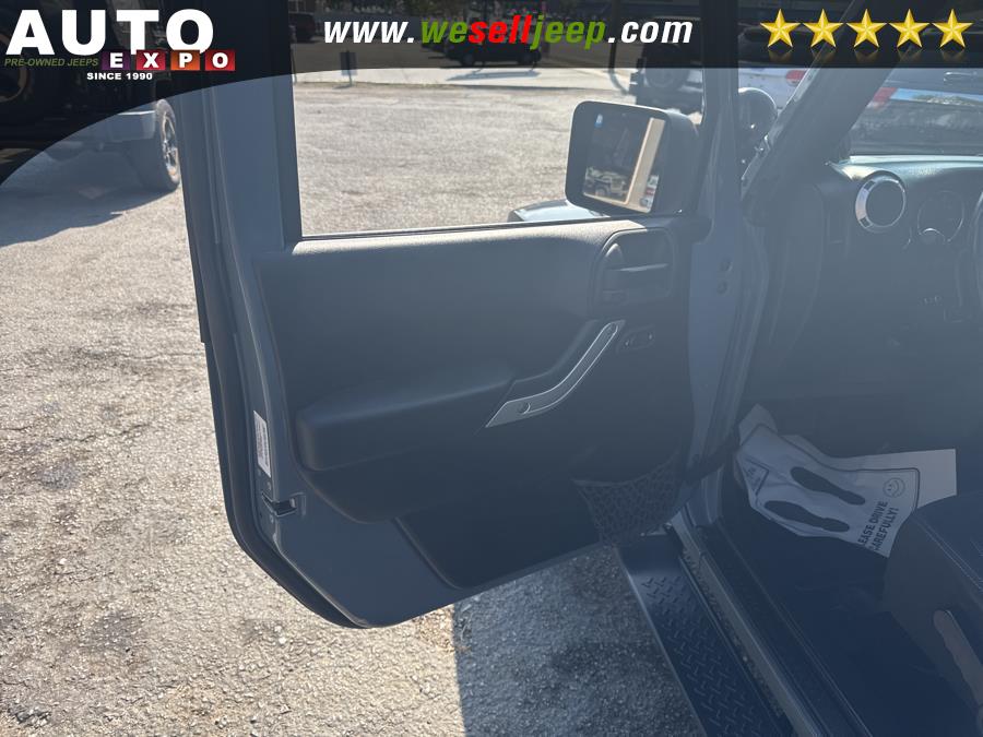 2014 Jeep Wrangler Unlimited 4WD 4dr Sahara, available for sale in Huntington, New York | Auto Expo. Huntington, New York 2014 Jeep Wrangler Unlimited 4WD 4dr Sahara, available for sale in Huntington, New York | Auto Expo. Huntington, New York