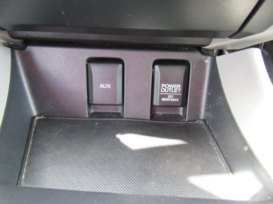 2013 Honda Civic LX, available for sale in Worcester, Massachusetts | Hilario's Auto Sales Inc.. Worcester, Massachusetts 2013 Honda Civic LX, available for sale in Worcester, Massachusetts | Hilario's Auto Sales Inc.. Worcester, Massachusetts