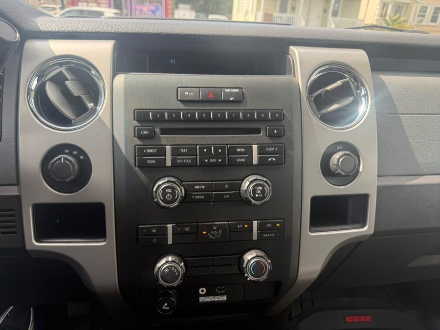 2011 Ford F-150 XLT photo 13