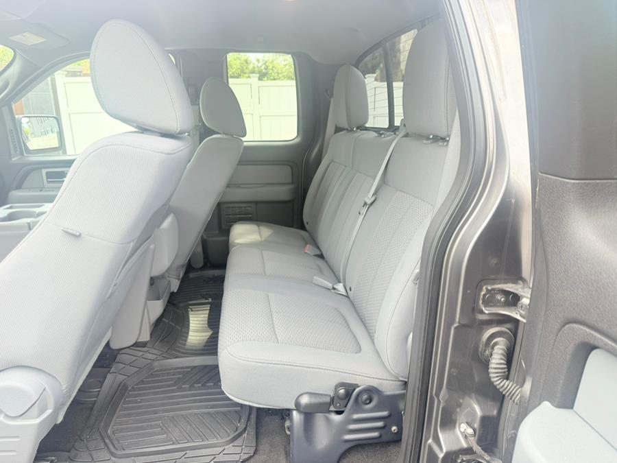 2011 Ford F-150 XLT photo 10