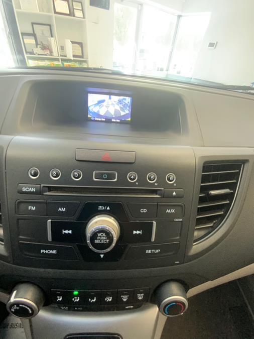 2014 Honda CR-V AWD 5dr LX, available for sale in Hartford, Connecticut | Franklin Motors Auto Sales LLC. Hartford, Connecticut 2014 Honda CR-V AWD 5dr LX, available for sale in Hartford, Connecticut | Franklin Motors Auto Sales LLC. Hartford, Connecticut