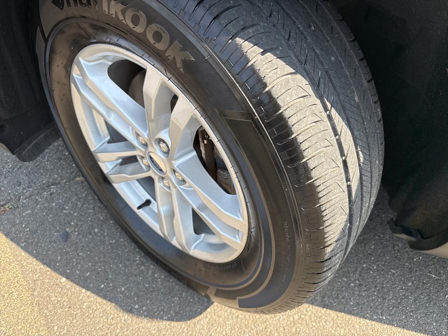 2020 Ford Explorer Base 4WD, available for sale in Little Ferry, New Jersey | Victoria Preowned Autos Inc. Little Ferry, New Jersey 2020 Ford Explorer Base 4WD, available for sale in Little Ferry, New Jersey | Victoria Preowned Autos Inc. Little Ferry, New Jersey