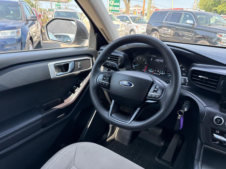 2020 Ford Explorer Base 4WD, available for sale in Little Ferry, New Jersey | Victoria Preowned Autos Inc. Little Ferry, New Jersey 2020 Ford Explorer Base 4WD, available for sale in Little Ferry, New Jersey | Victoria Preowned Autos Inc. Little Ferry, New Jersey