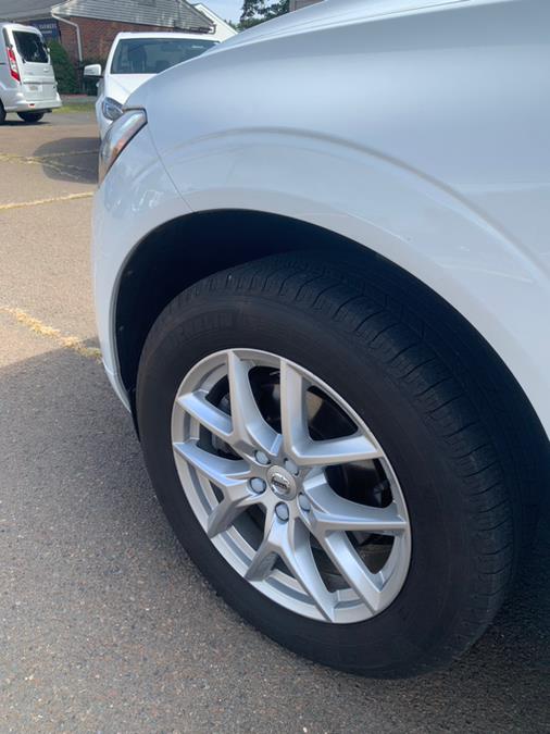 2020 Volvo XC60 T5 AWD Momentum, available for sale in Clinton, Connecticut | M&M Motors International. Clinton, Connecticut 2020 Volvo XC60 T5 AWD Momentum, available for sale in Clinton, Connecticut | M&M Motors International. Clinton, Connecticut