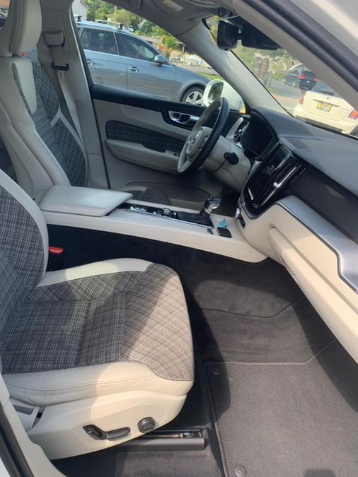 2020 Volvo XC60 T5 AWD Momentum, available for sale in Clinton, Connecticut | M&M Motors International. Clinton, Connecticut 2020 Volvo XC60 T5 AWD Momentum, available for sale in Clinton, Connecticut | M&M Motors International. Clinton, Connecticut