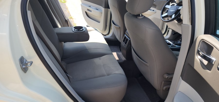 2010 Chrysler 300 4dr Sdn Touring RWD, available for sale in Baldwin, New York | Carmoney Auto Sales. Baldwin, New York 2010 Chrysler 300 4dr Sdn Touring RWD, available for sale in Baldwin, New York | Carmoney Auto Sales. Baldwin, New York