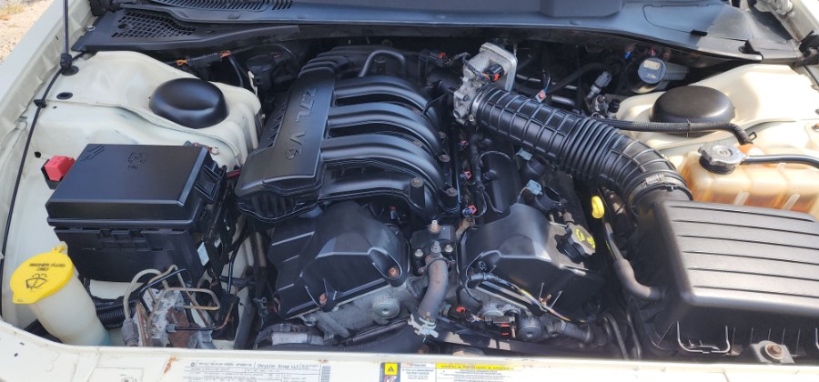 2010 Chrysler 300 4dr Sdn Touring RWD, available for sale in Baldwin, New York | Carmoney Auto Sales. Baldwin, New York 2010 Chrysler 300 4dr Sdn Touring RWD, available for sale in Baldwin, New York | Carmoney Auto Sales. Baldwin, New York