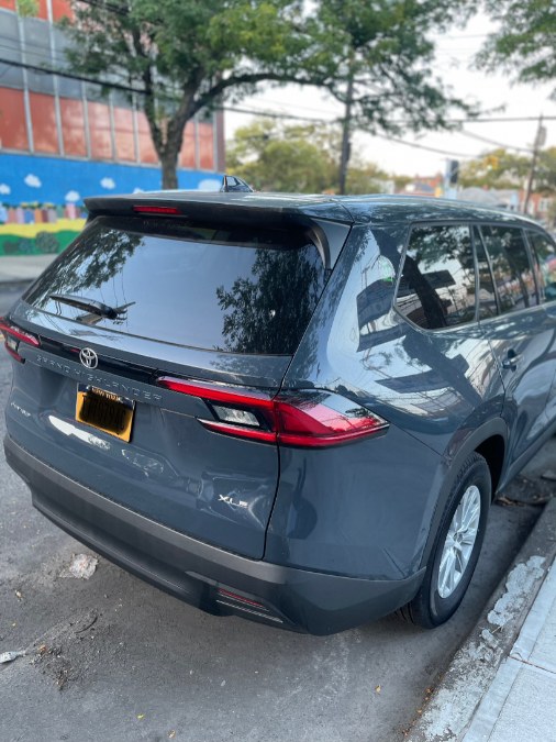 2025 Toyota Grand Highlander Hybrid XLE AWD (Natl), available for sale in BROOKLYN, New York | Deals on Wheels International Auto. BROOKLYN, New York 2025 Toyota Grand Highlander Hybrid XLE AWD (Natl), available for sale in BROOKLYN, New York | Deals on Wheels International Auto. BROOKLYN, New York