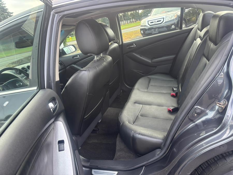 2010 Nissan Altima 4dr Sdn I4 CVT 2.5 SL, available for sale in East Windsor, Connecticut | A1 Auto Sale LLC. East Windsor, Connecticut 2010 Nissan Altima 4dr Sdn I4 CVT 2.5 SL, available for sale in East Windsor, Connecticut | A1 Auto Sale LLC. East Windsor, Connecticut