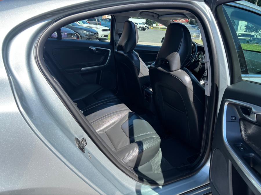 2013 Volvo S60 4dr Sdn T5 AWD, available for sale in South Windsor, Connecticut | Mike And Tony Auto Sales, Inc. South Windsor, Connecticut 2013 Volvo S60 4dr Sdn T5 AWD, available for sale in South Windsor, Connecticut | Mike And Tony Auto Sales, Inc. South Windsor, Connecticut