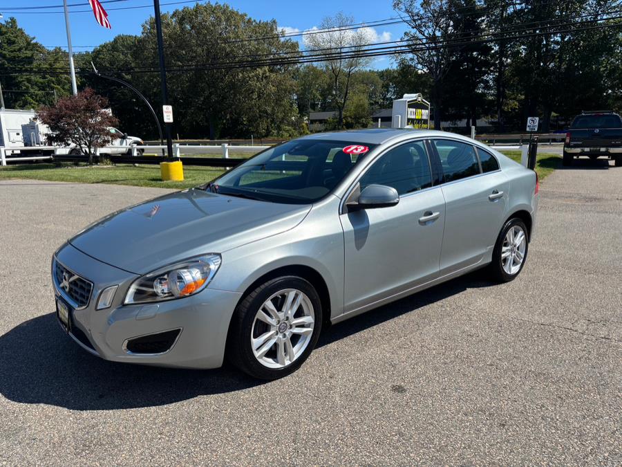 2013 Volvo S60 4dr Sdn T5 AWD, available for sale in South Windsor, Connecticut | Mike And Tony Auto Sales, Inc. South Windsor, Connecticut 2013 Volvo S60 4dr Sdn T5 AWD, available for sale in South Windsor, Connecticut | Mike And Tony Auto Sales, Inc. South Windsor, Connecticut