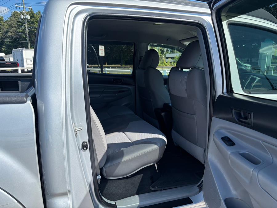 2012 Toyota Tacoma 4WD Double Cab V6 AT (Natl), available for sale in South Windsor, Connecticut | Mike And Tony Auto Sales, Inc. South Windsor, Connecticut 2012 Toyota Tacoma 4WD Double Cab V6 AT (Natl), available for sale in South Windsor, Connecticut | Mike And Tony Auto Sales, Inc. South Windsor, Connecticut