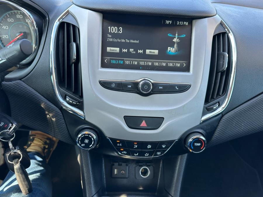 2018 Chevrolet Cruze 4dr Sdn 1.4L LS w/1SB, available for sale in Copiague, New York | Great Deal Motors. Copiague, New York 2018 Chevrolet Cruze 4dr Sdn 1.4L LS w/1SB, available for sale in Copiague, New York | Great Deal Motors. Copiague, New York