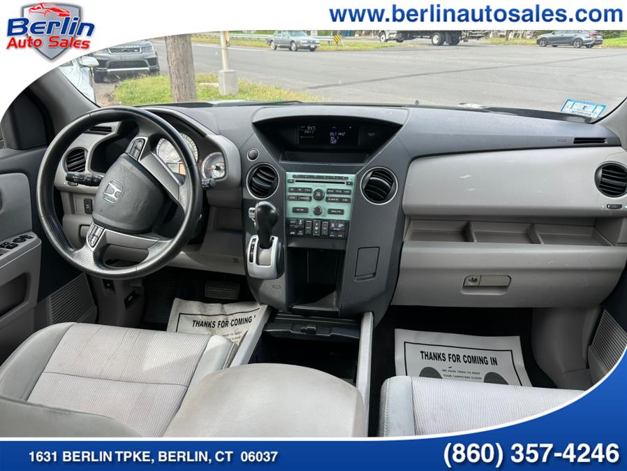 2011 Honda Pilot 4WD 4dr EX, available for sale in Berlin, Connecticut | Berlin Auto Sales LLC. Berlin, Connecticut 2011 Honda Pilot 4WD 4dr EX, available for sale in Berlin, Connecticut | Berlin Auto Sales LLC. Berlin, Connecticut