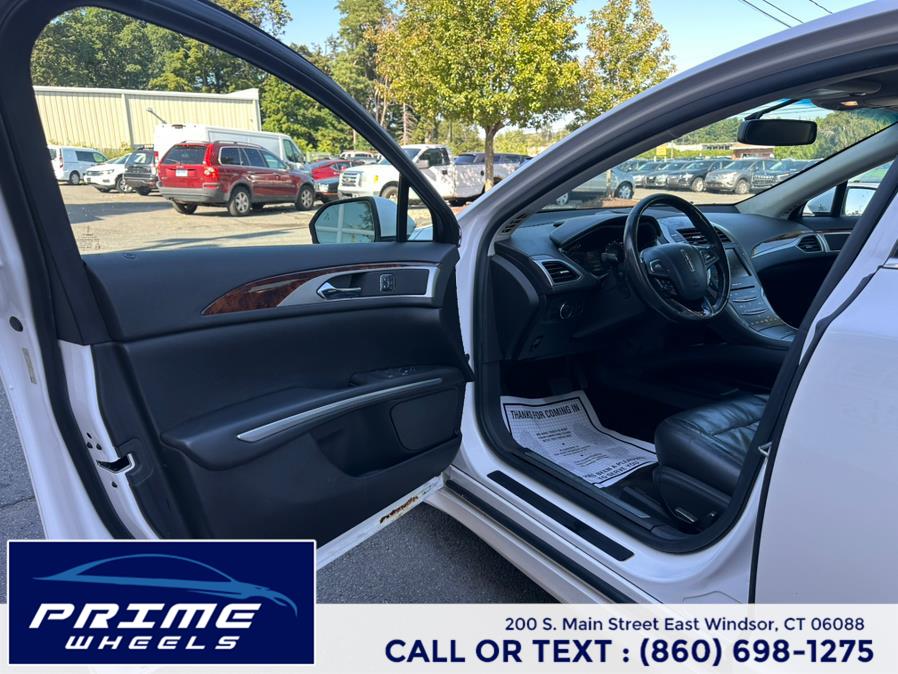 2014 Lincoln MKZ 4dr Sdn FWD, available for sale in East Windsor, Connecticut | Prime Wheels. East Windsor, Connecticut 2014 Lincoln MKZ 4dr Sdn FWD, available for sale in East Windsor, Connecticut | Prime Wheels. East Windsor, Connecticut