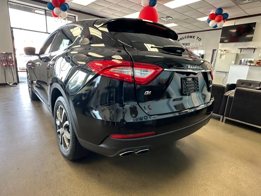 2018 Maserati Levante 3.0L, available for sale in Inwood, New York | 5 Towns Drive. Inwood, New York 2018 Maserati Levante 3.0L, available for sale in Inwood, New York | 5 Towns Drive. Inwood, New York