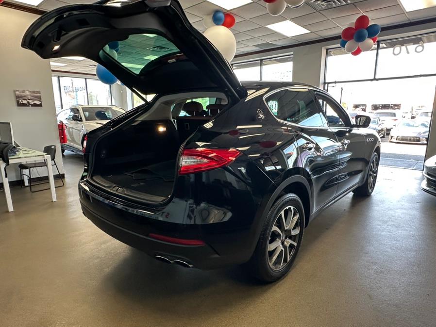 2018 Maserati Levante 3.0L, available for sale in Inwood, New York | 5 Towns Drive. Inwood, New York 2018 Maserati Levante 3.0L, available for sale in Inwood, New York | 5 Towns Drive. Inwood, New York