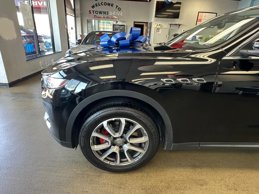 2018 Maserati Levante 3.0L, available for sale in Inwood, New York | 5 Towns Drive. Inwood, New York 2018 Maserati Levante 3.0L, available for sale in Inwood, New York | 5 Towns Drive. Inwood, New York