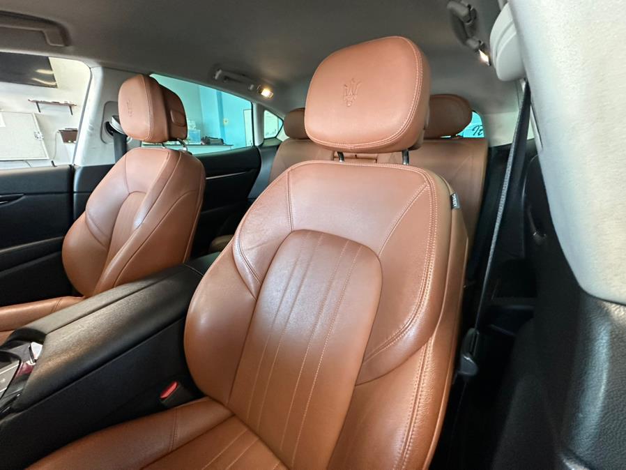 2018 Maserati Levante 3.0L, available for sale in Inwood, New York | 5 Towns Drive. Inwood, New York 2018 Maserati Levante 3.0L, available for sale in Inwood, New York | 5 Towns Drive. Inwood, New York