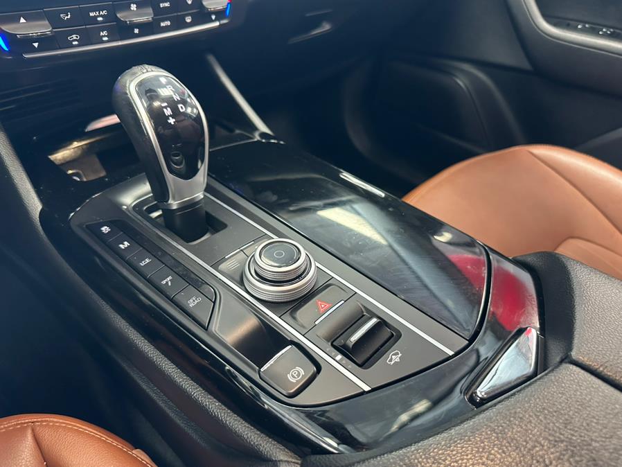 2018 Maserati Levante 3.0L, available for sale in Inwood, New York | 5 Towns Drive. Inwood, New York 2018 Maserati Levante 3.0L, available for sale in Inwood, New York | 5 Towns Drive. Inwood, New York